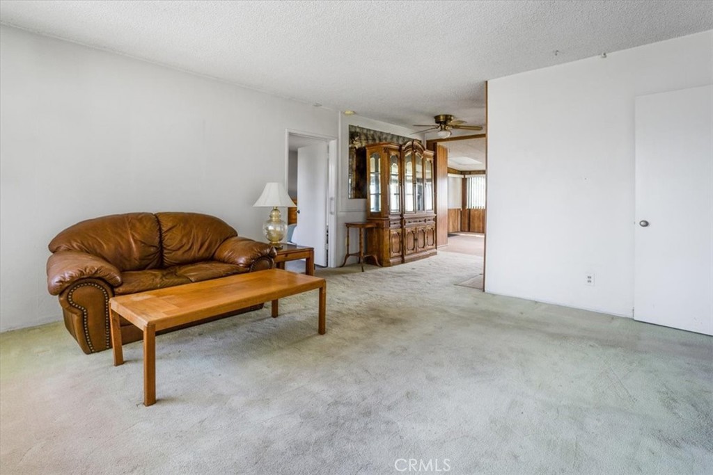 11325 San Pasqual ave