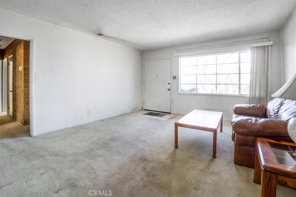 11325 San Pasqual ave