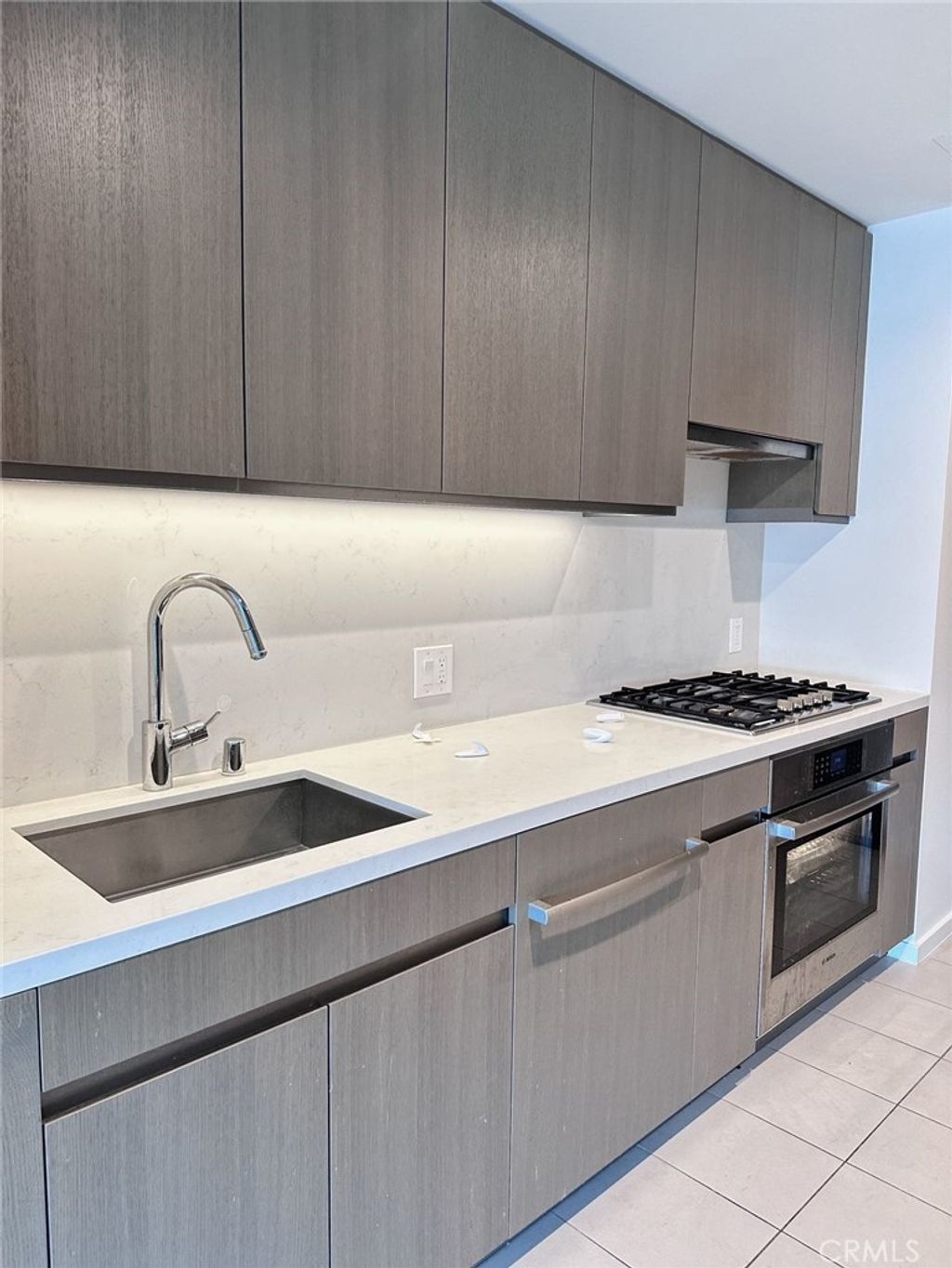 Photo of 889 Francisco St #2505, Los Angeles, CA 90017 (MLS # AR26032538)