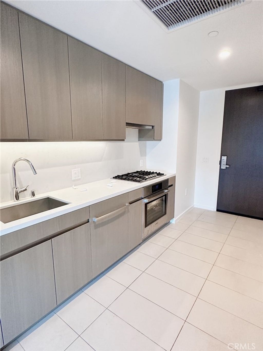 Photo of 889 Francisco St #2505, Los Angeles, CA 90017 (MLS # AR26032538)