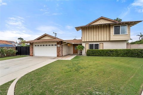 Photo of 1261 Desoto Street, Placentia, CA 92870 (MLS # PW25182803) Photo of 1261 Desoto Street, Placentia, CA 92870 (MLS # PW25182803)