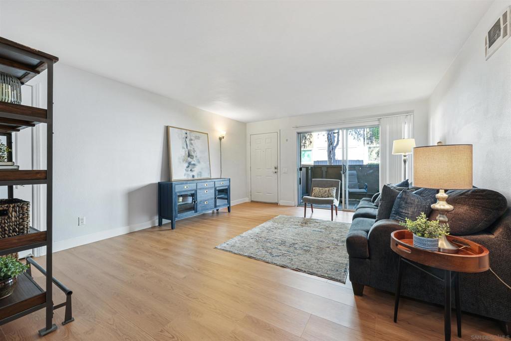 6333 College Grove Way 11102