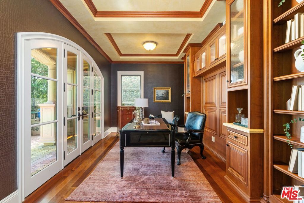 Photo of 919 S Gretna Green Way, Los Angeles, CA 90049 (MLS # 26709241)