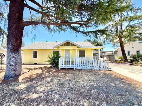 Photo of 41861 Acacia Avenue, Hemet, CA 92544 (MLS # SW26142044)