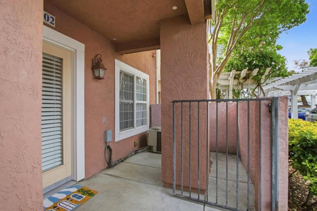 Photo of 631 E El Camino Real #102, Sunnyvale, CA 94087 (MLS # ML82041251)