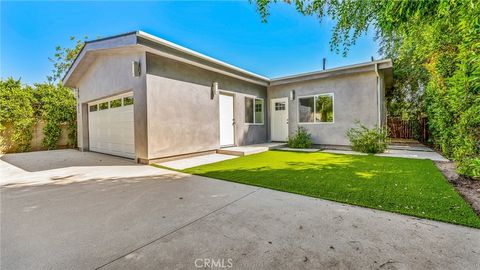 Photo of 512 W Washington Blvd, Pasadena, CA 91103 (MLS # DW26085144)