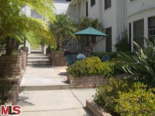 VERY SPACIOUS ONE BEDROOM/ONE BATH APARTMENT IN THE SUNSET/LA CIENEGA AREA OF WEST HOLLYWOOD.BUILDING COMPLEX HAS A LOVELY COURTYARD AND THIS UNIT FEATURES A LOT OF CHARACTER AND CHARM -HARDWOOD FLOORS-NEW STOVE IN KITCHEN ,LOTS OF CLOSET SPACE.ONE PARKING SPACE .LIGHT AND BRIGHT UNIT ON THE FIRST FLOOR. MUST SEE!