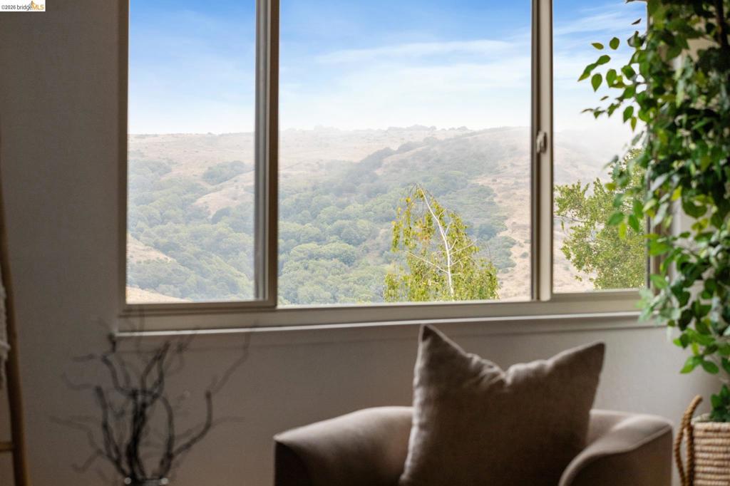 201 Vista Heights Rd RD, El Cerrito CA 94530