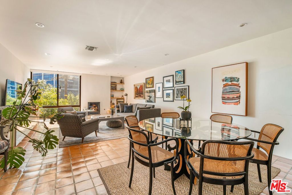 1033 Carol Drive 302