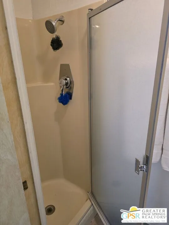 Thousand Palms, California 92276, United States, 3 Bedrooms Bedrooms, ,2 BathroomsBathrooms,Residential,Active,161724