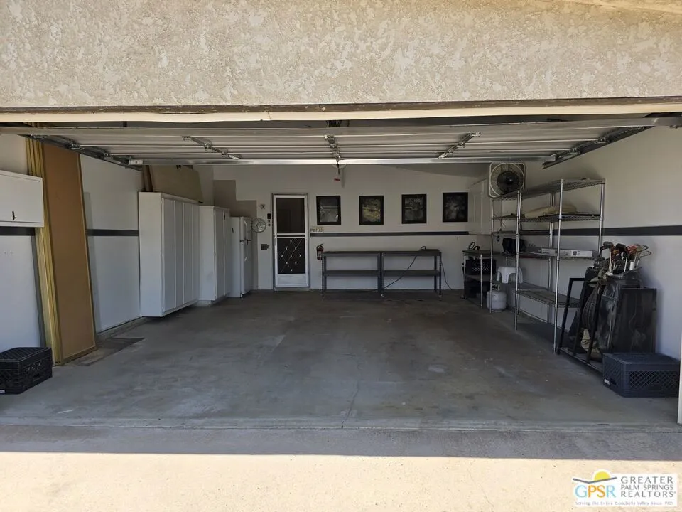 Thousand Palms, California 92276, United States, 3 Bedrooms Bedrooms, ,2 BathroomsBathrooms,Residential,Active,161724