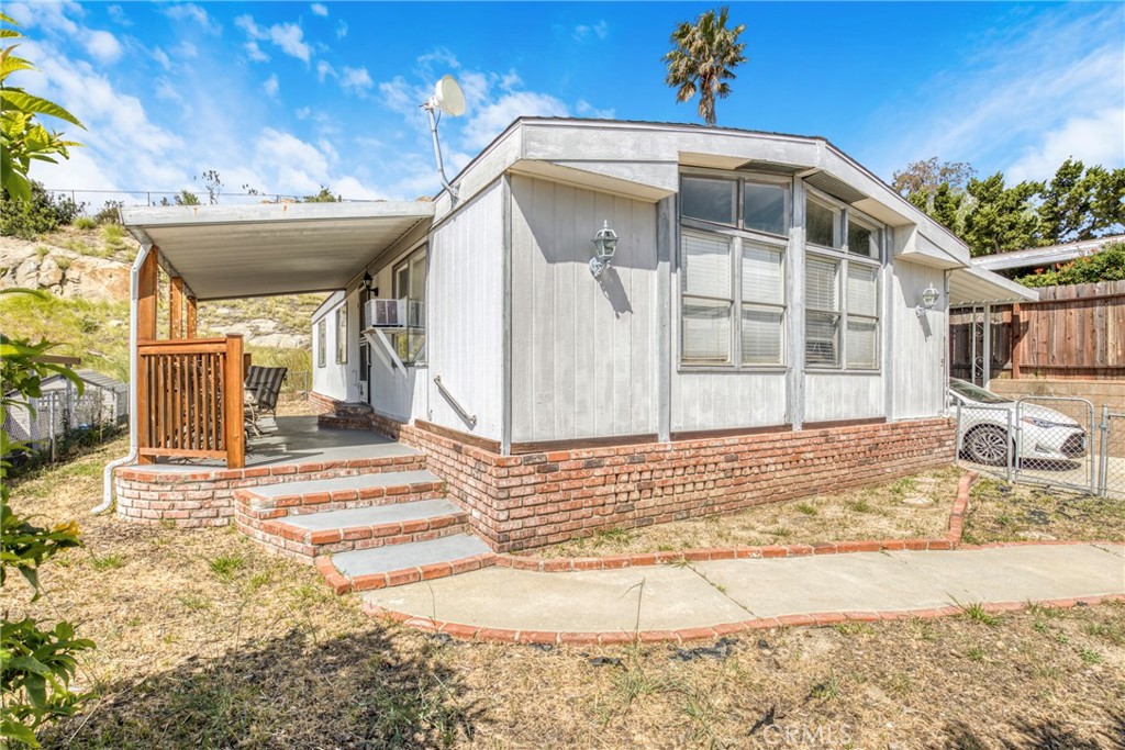 24425 Woolsey Canyon Road 5