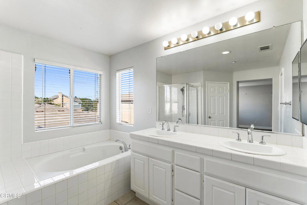 William Lyon Homes 1 - 522801 - Residential