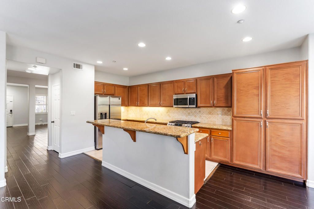 Photo of 1811 Sonata Drive, Oxnard, CA 93030 (MLS # V1-32838)