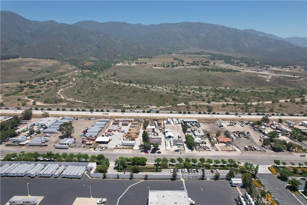 18900 Cajon Boulevard