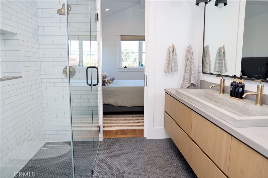 Newport Heights (NEWH) - Residential Lease