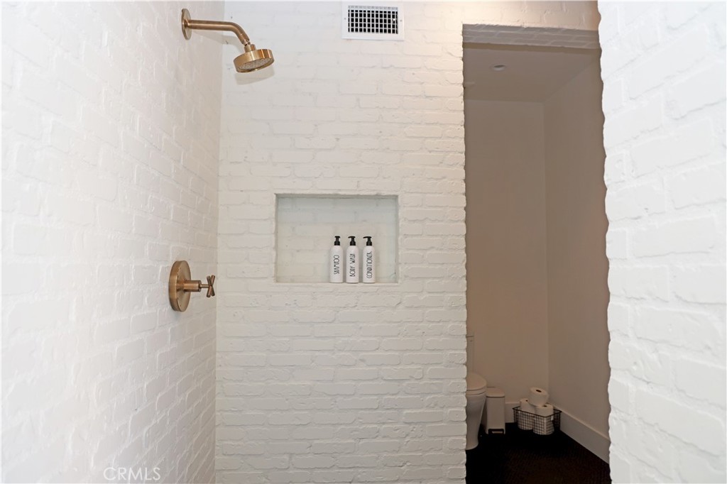 Newport Heights (NEWH) - Residential Lease