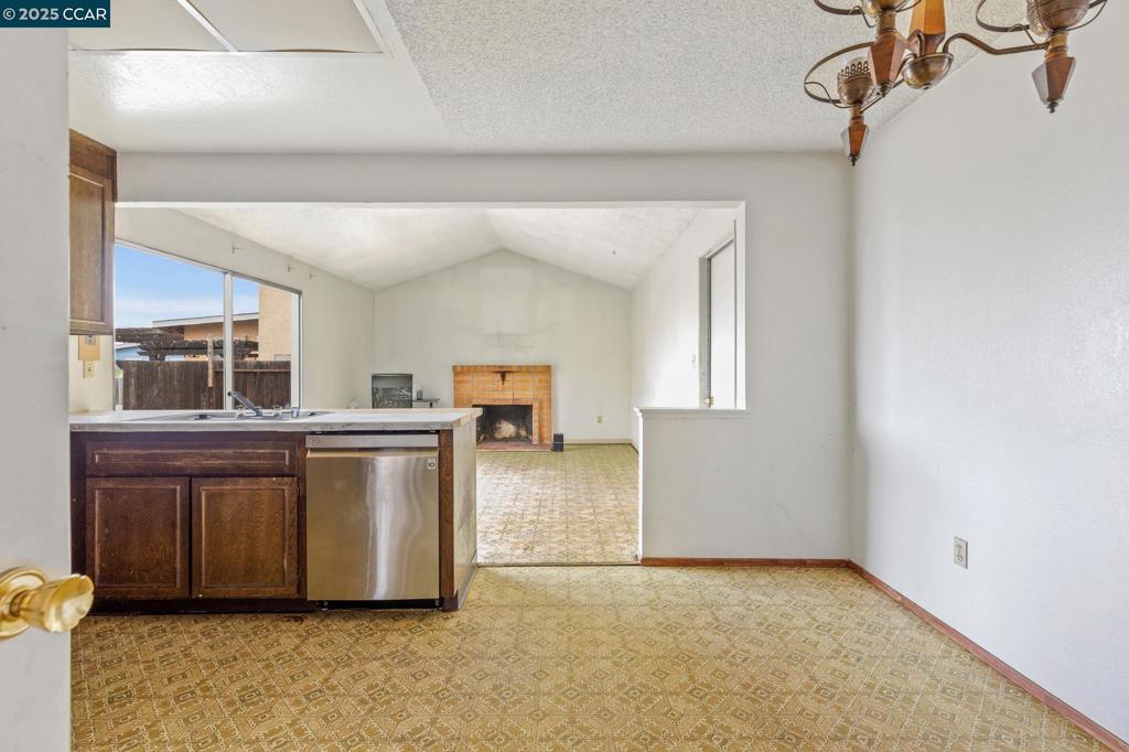 VIEWPOINTE - Residential