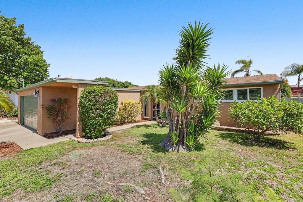 8461 Hudson Drive
