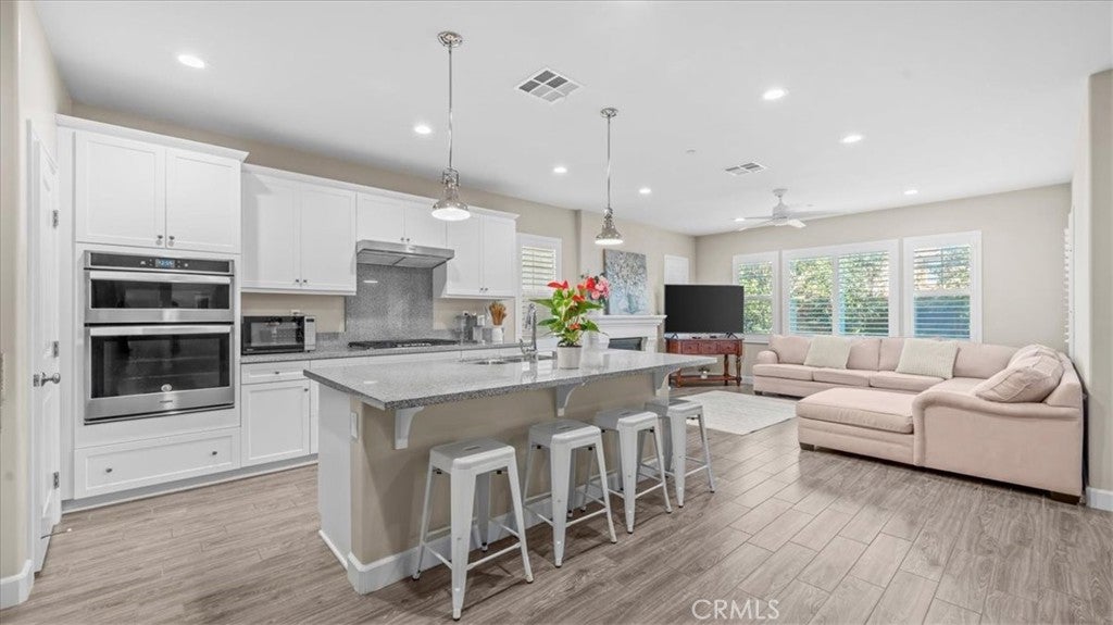 4847 S Rosemary
