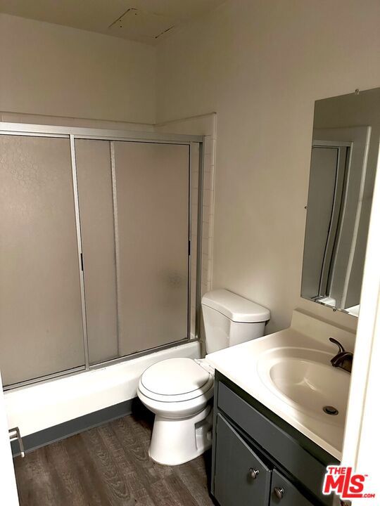 Properties 2 1738 Colby Avenue