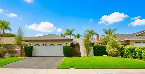 MLS: OC26141094