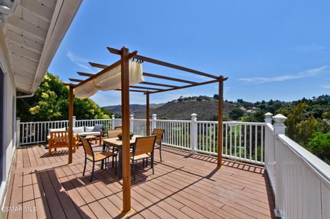 Photo of 1424 Calle Fidelidad, Thousand Oaks, CA 91360 (MLS # 224003365) Photo of 1424 Calle Fidelidad, Thousand Oaks, CA 91360 (MLS # 224003365)