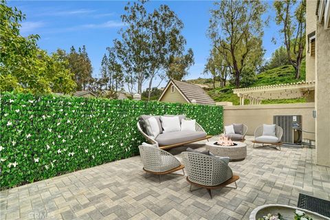 6054 E Morningview Drive 9 Anaheim Hills CA 92807