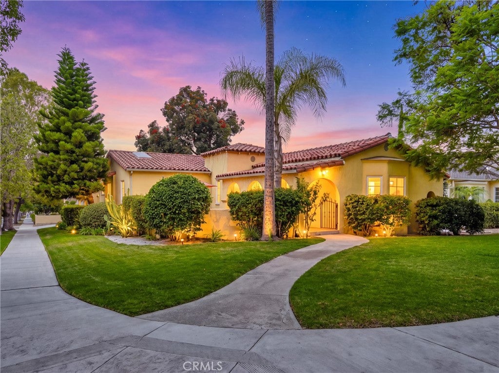1102 Olmsted Drive