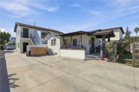 Photo of 11320 Emelita ST, North Hollywood, CA 91601 (MLS # SR26233024)