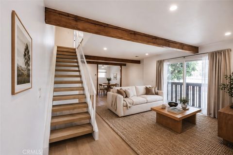 Photo of 622 W Regent St #2, Inglewood, CA 90301 (MLS # PW26088036)