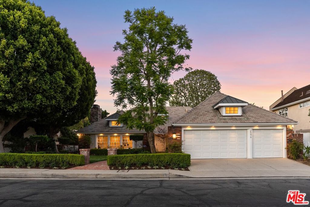 Properties 4 2596 Wallingford Drive