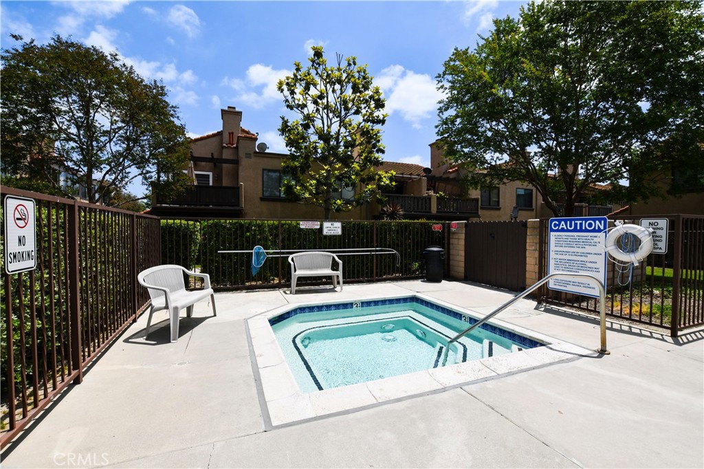3093 Brea Boulevard 16