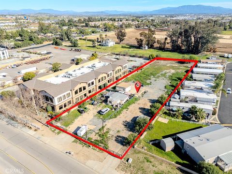 41850 Ivy Murrieta CA 92562