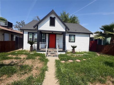 Photo of 112 Woodrow Ave, Bakersfield, CA 93308 (MLS # SN26094454)