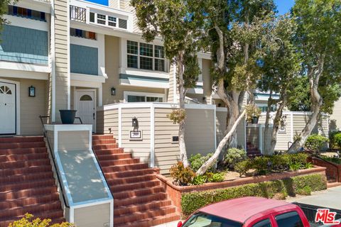 Photo of 2845 Harbor Boulevard, Oxnard, CA 93035 (MLS # 26800431)