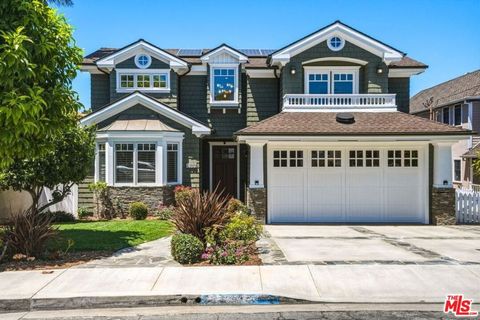 Photo of 1633 Voorhees Avenue, Manhattan Beach, CA 90266 (MLS # 26856853)