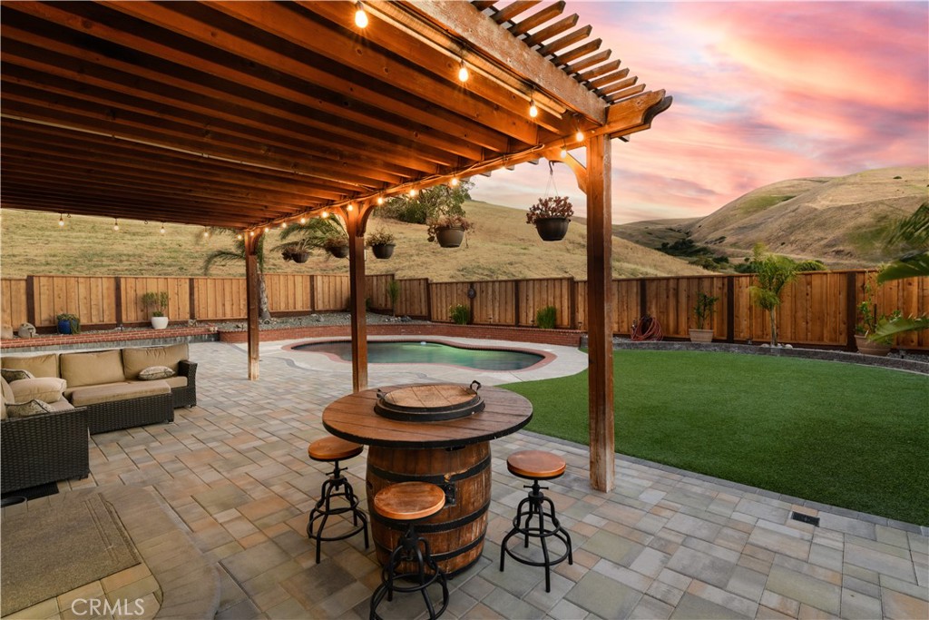 21 Fawn Glen Court