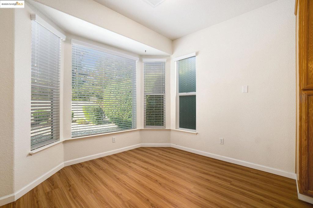 SUMMERSET 4 - Residential