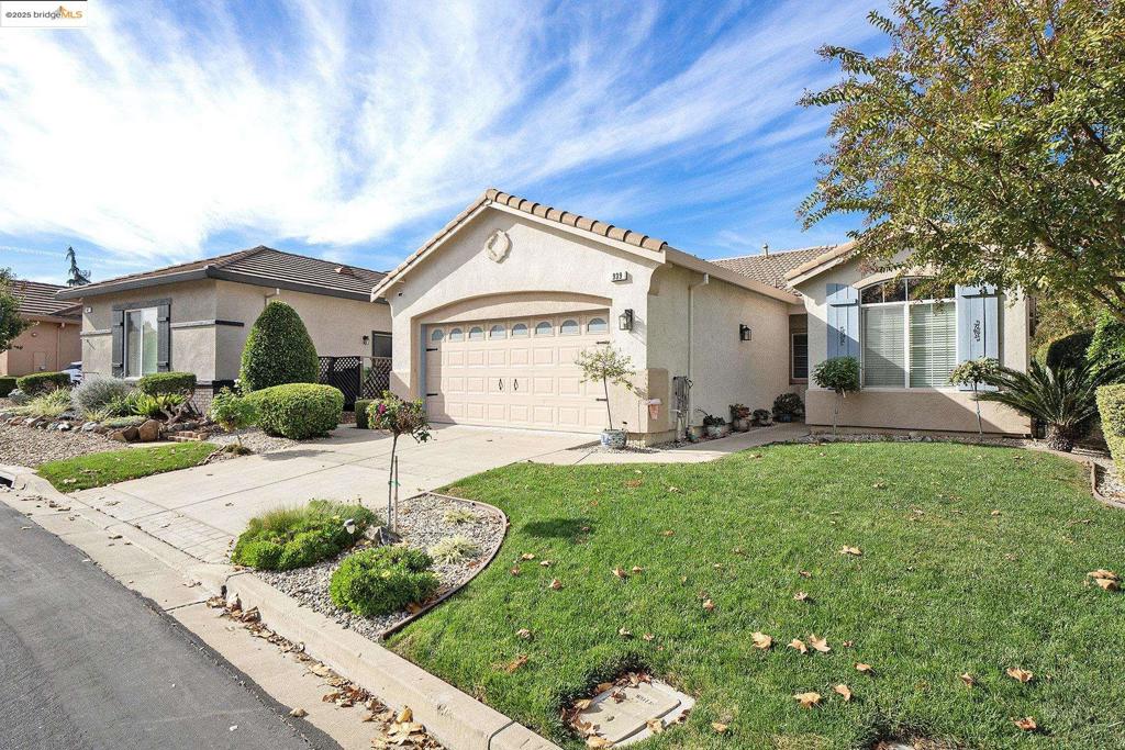 SUMMERSET 4 - Residential