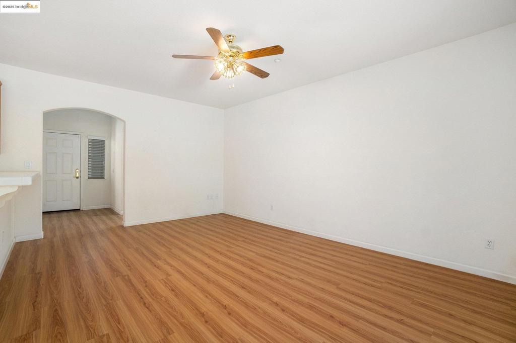 SUMMERSET 4 - Residential