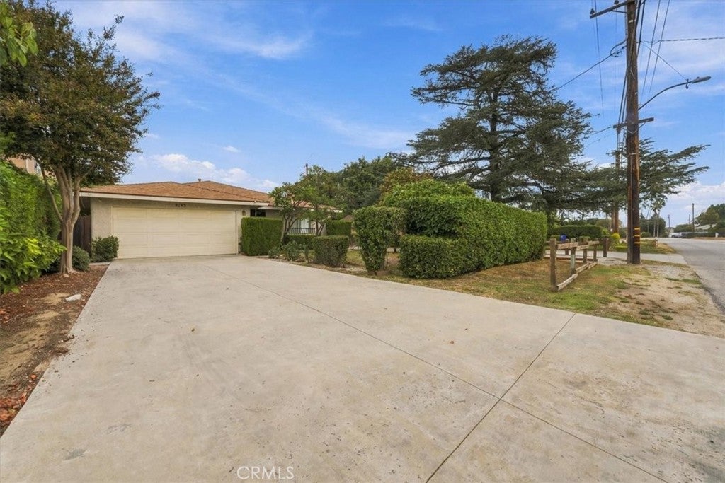 8743 Duarte Road