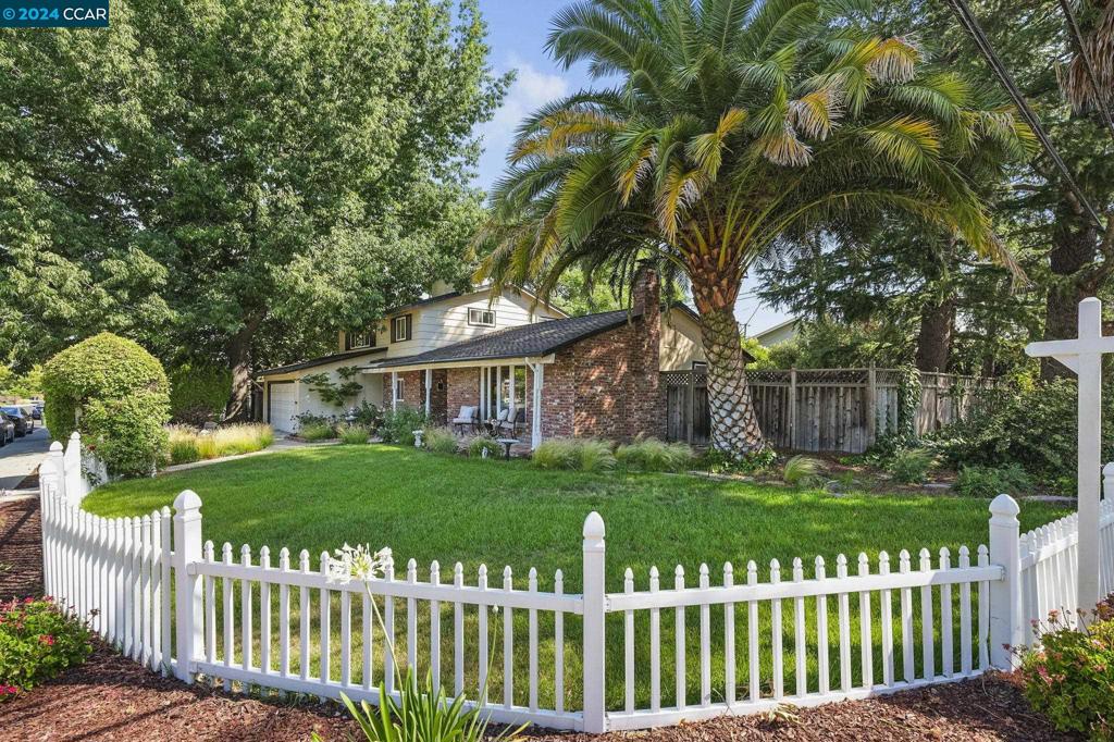 THE WOODLANDS - Residential