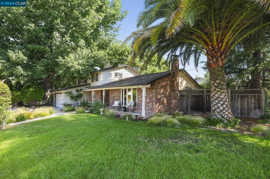 THE WOODLANDS - Residential