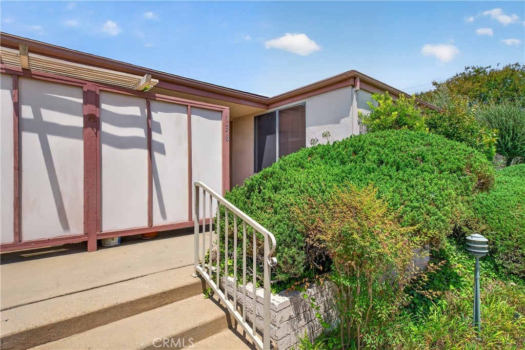777 E Valley 136