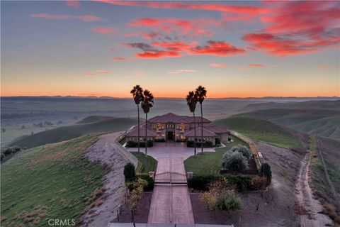 Tiny photo for 1990 E 46, Shandon, CA 93461 (MLS # SC25273793)