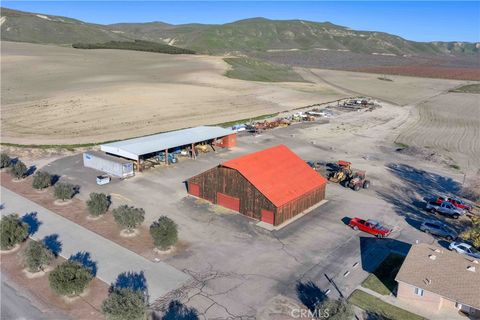 Tiny photo for 1990 E 46, Shandon, CA 93461 (MLS # SC25273793)