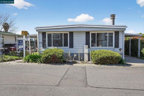 Photo of 20 Terrace Drive Dr, Concord, CA 94518 (MLS # 41125559)