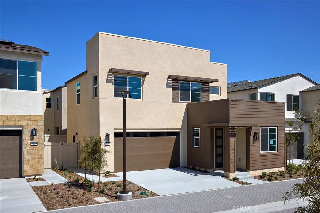 3425 East Moonstone Drive