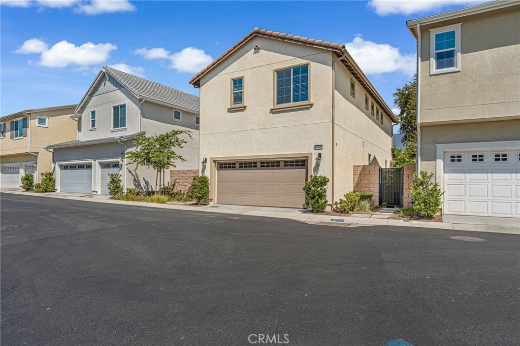 13832 Gazania Lane
